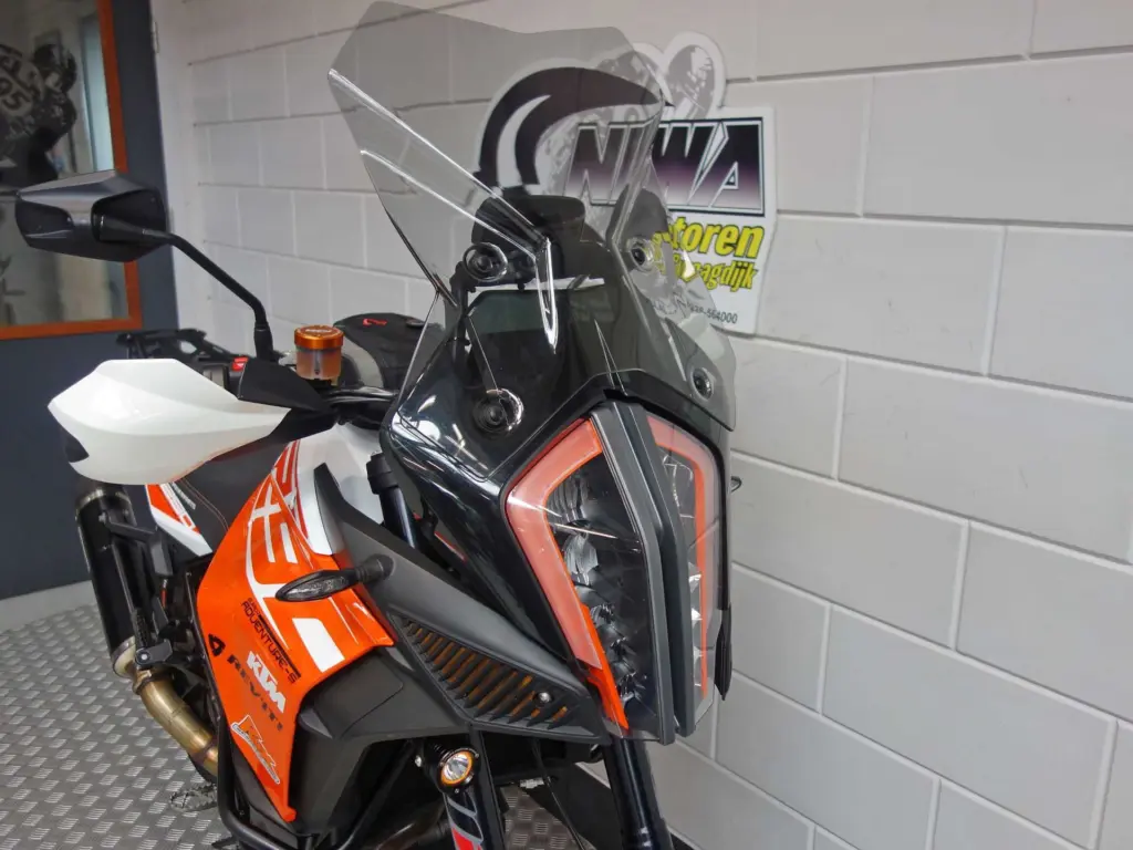 Gebruikte KTM 1290 overig met 1301cc motor uit 2018 bij NIWA Motoren