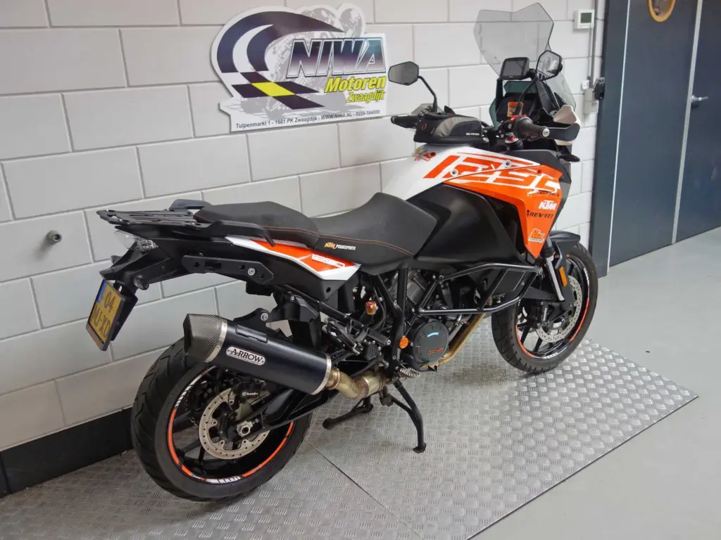 Gebruikte KTM 1290 overig met 1301cc motor uit 2018 bij NIWA Motoren