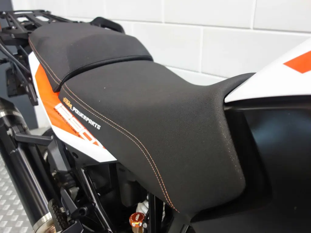 Gebruikte KTM 1290 overig met 1301cc motor uit 2018 bij NIWA Motoren