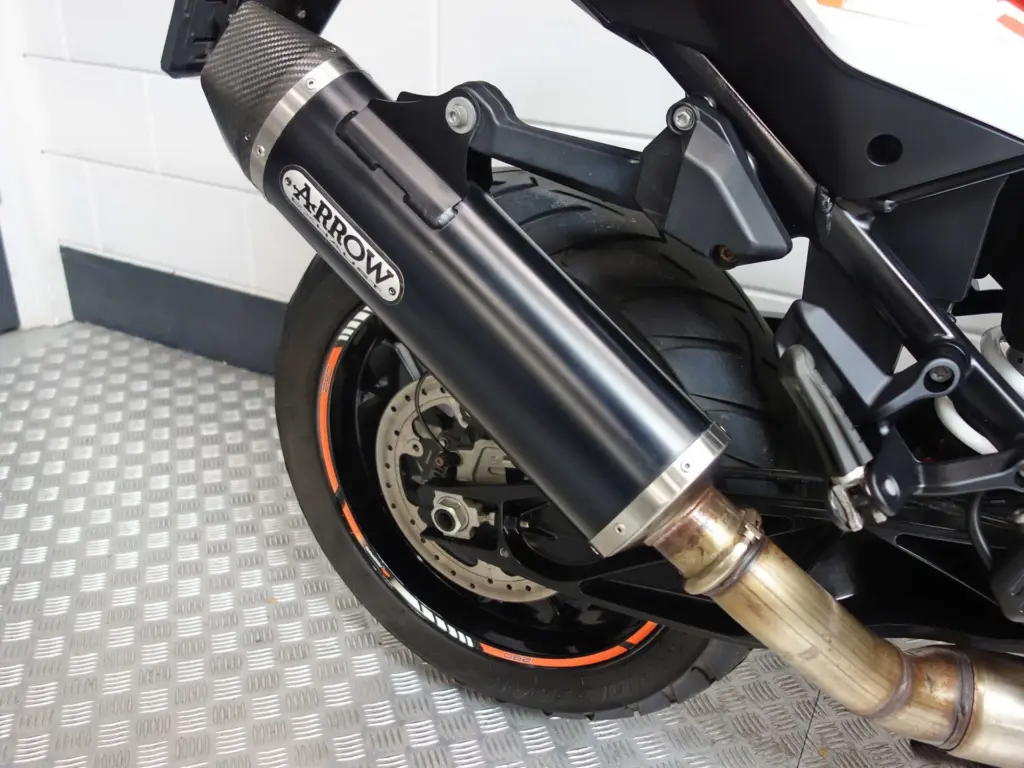 Gebruikte KTM 1290 overig met 1301cc motor uit 2018 bij NIWA Motoren