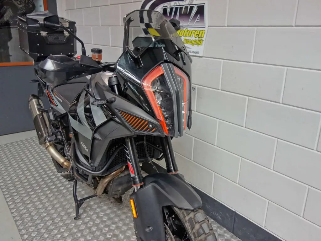 Gebruikte KTM 1290 overig met 1301cc motor uit 2019 bij NIWA Motoren