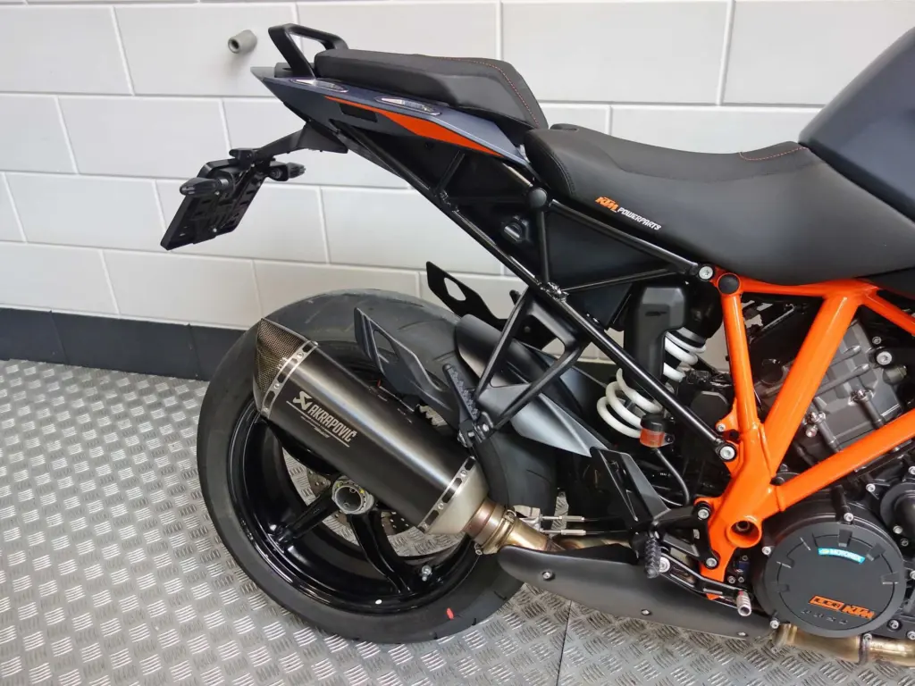 Gebruikte KTM 1290 tour met 1301cc motor uit 2025 bij NIWA Motoren