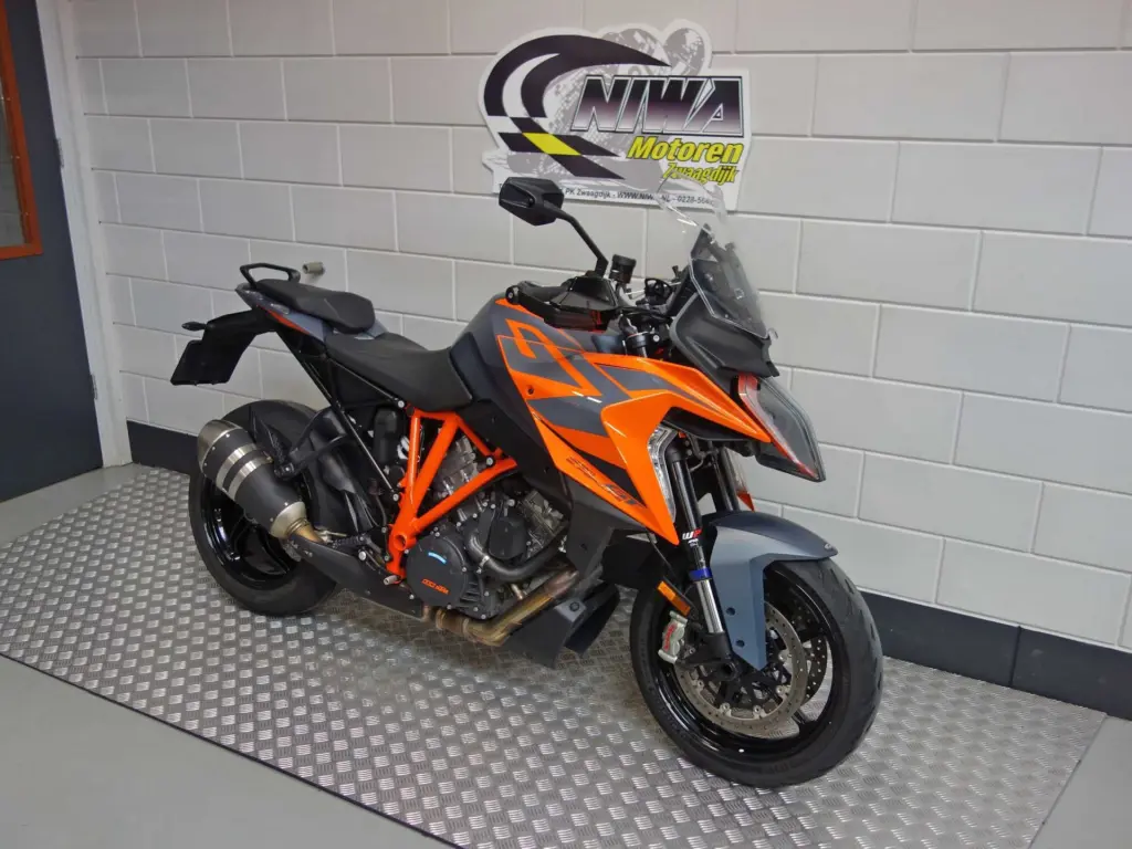 Gebruikte KTM 1290 tour met 1301cc motor uit 2024 bij NIWA Motoren