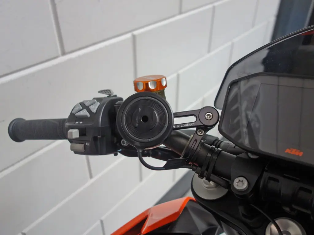 Gebruikte KTM 1290 naked bike met 1301cc motor uit 2019 bij NIWA Motoren