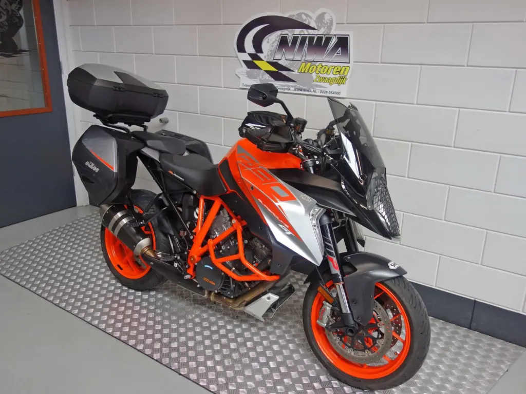 Gebruikte KTM 1290 tour met 1301cc motor uit 2019 bij NIWA Motoren