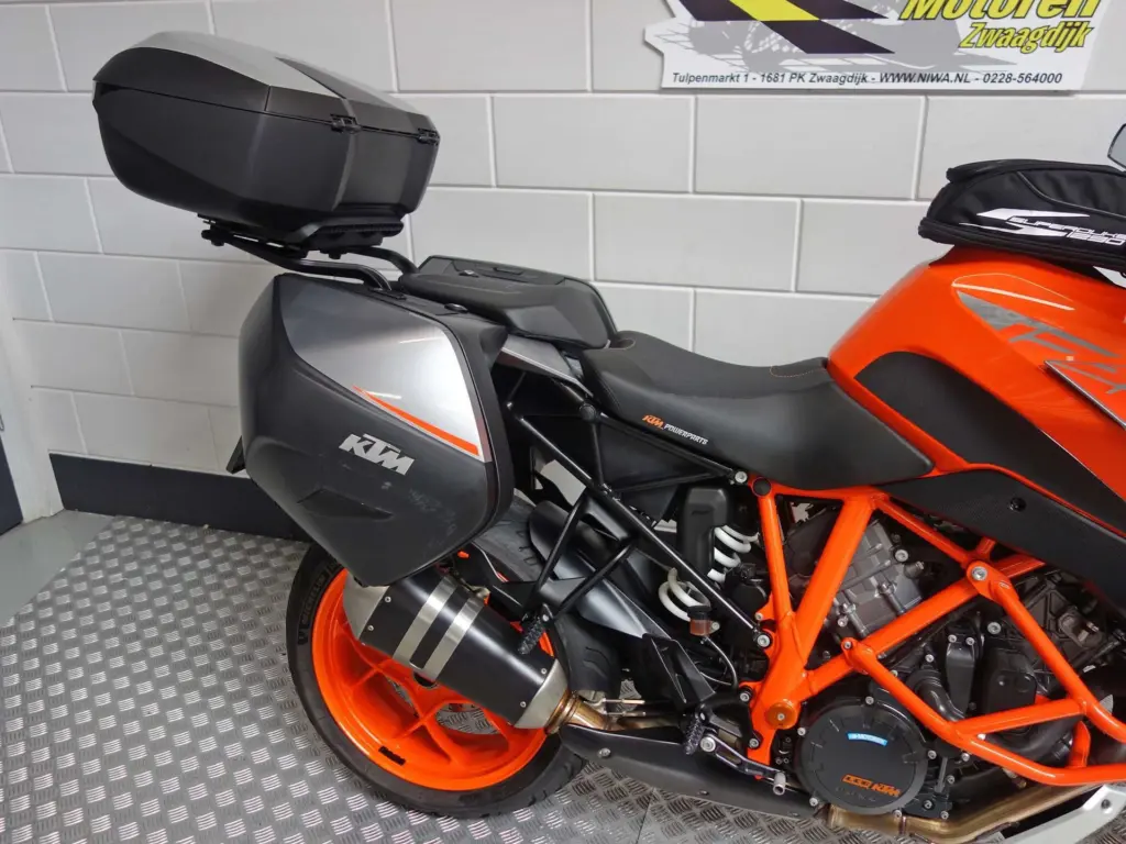 Gebruikte KTM 1290 tour met 1301cc motor uit 2019 bij NIWA Motoren