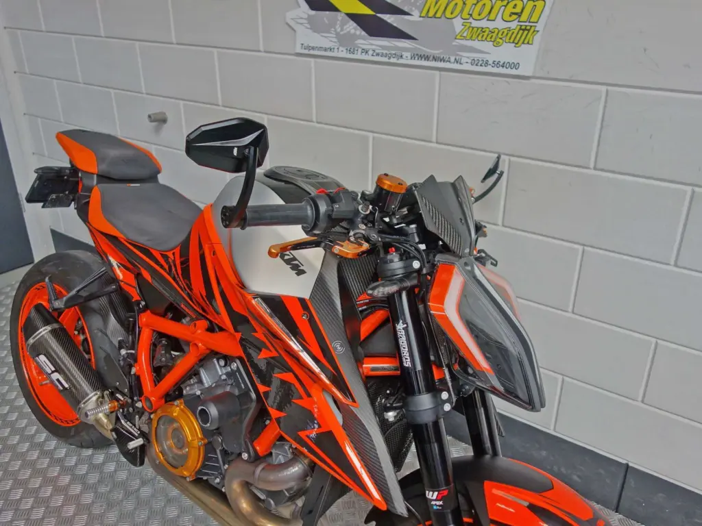 Gebruikte KTM 1290 naked bike met 1301cc motor uit 2023 bij NIWA Motoren