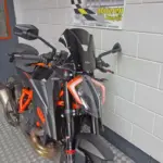 Gebruikte KTM 1290 naked bike met 1301cc motor uit 2021 bij NIWA Motoren
