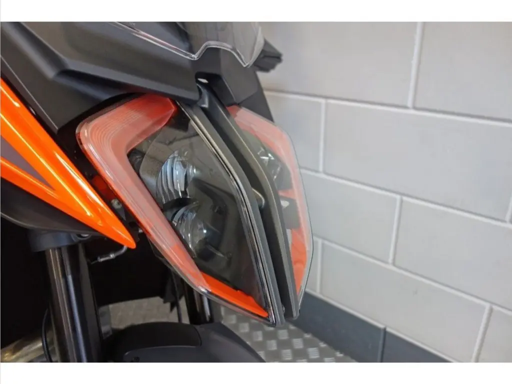 Nieuwe KTM 1290 tour met 1301cc motor uit 2024 bij NIWA Motoren