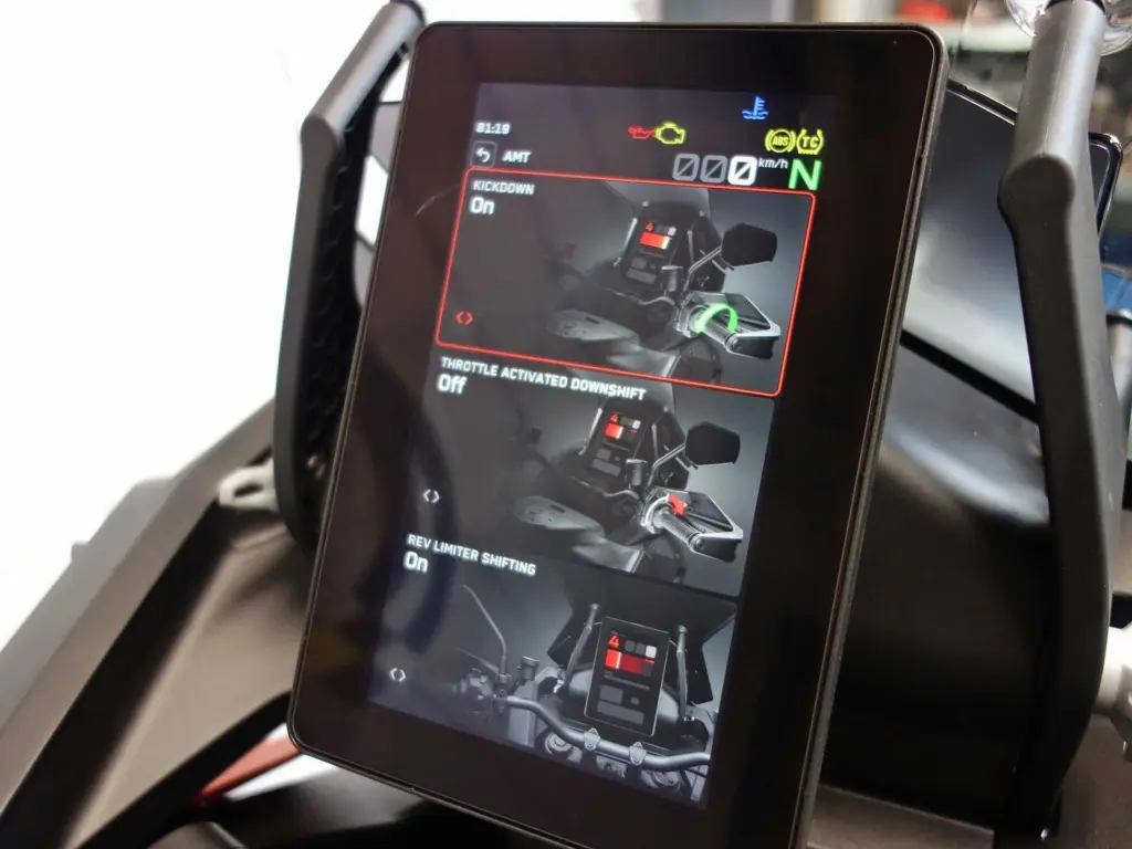 Gebruikte KTM 1390 overig met 1350cc motor uit 2026 bij NIWA Motoren