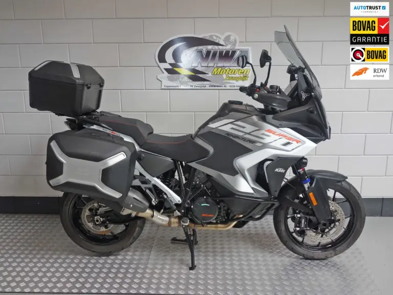 Gebruikte KTM 990 overig met 1000cc motor uit 2010 bij NIWA Motoren