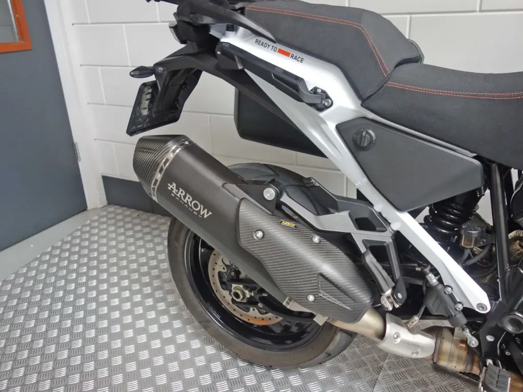 Gebruikte KTM 1290 overig met 1301cc motor uit 2024 bij NIWA Motoren