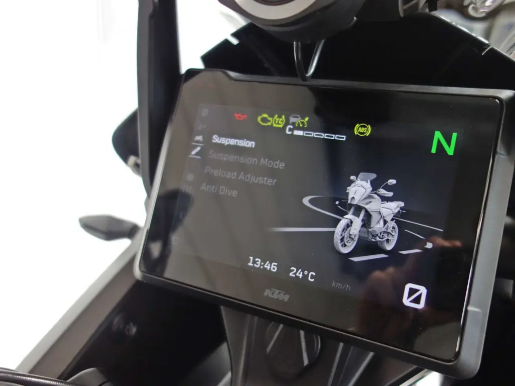 Gebruikte KTM 1290 overig met 1301cc motor uit 2024 bij NIWA Motoren