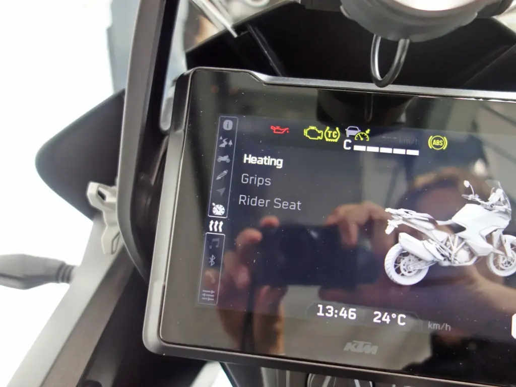 Gebruikte KTM 1290 overig met 1301cc motor uit 2024 bij NIWA Motoren