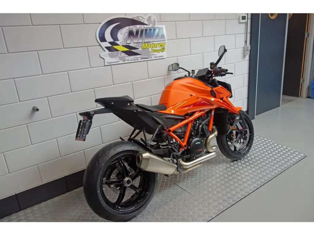 Nieuwe KTM 1390 naked bike met cc motor uit 2026 bij NIWA Motoren