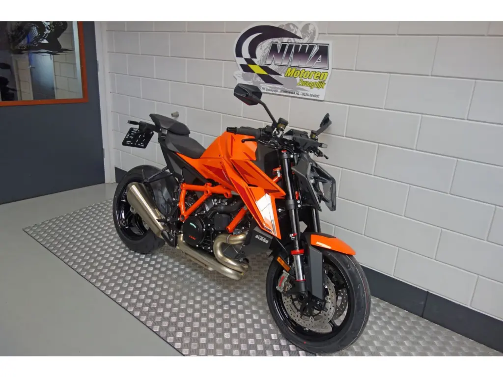 Nieuwe KTM 1390 naked bike met cc motor uit 2026 bij NIWA Motoren