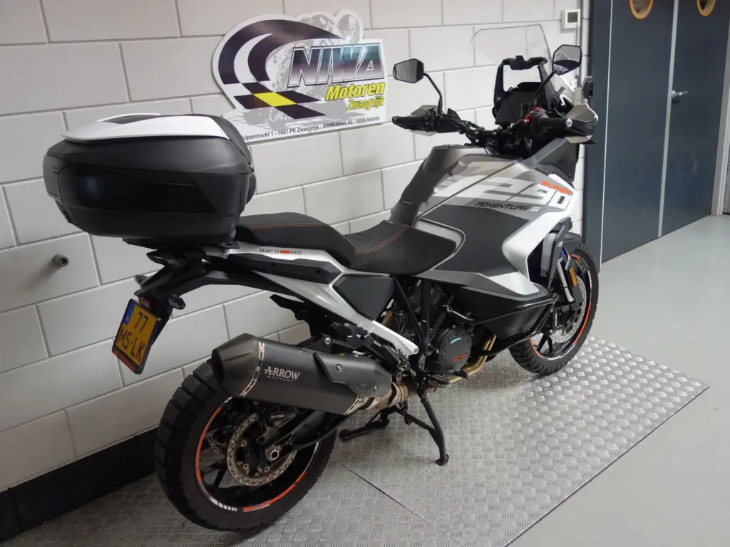 Gebruikte KTM 1290 overig met 1301cc motor uit 2023 bij NIWA Motoren