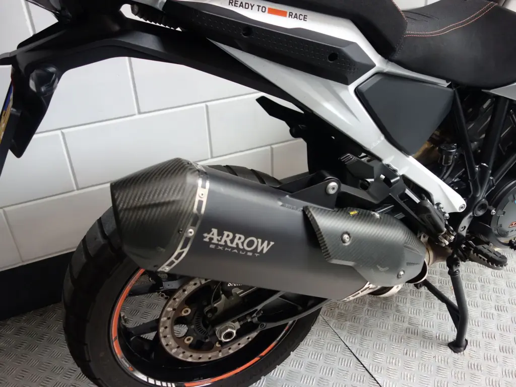 Gebruikte KTM 1290 overig met 1301cc motor uit 2023 bij NIWA Motoren
