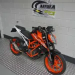 Gebruikte KTM 390 naked bike met 373cc motor uit 2020 bij NIWA Motoren