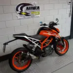 Gebruikte KTM 390 naked bike met 373cc motor uit 2017 bij NIWA Motoren