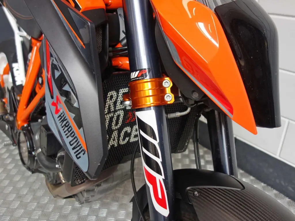 Gebruikte KTM 1290 naked bike met 1301cc motor uit 2014 bij NIWA Motoren