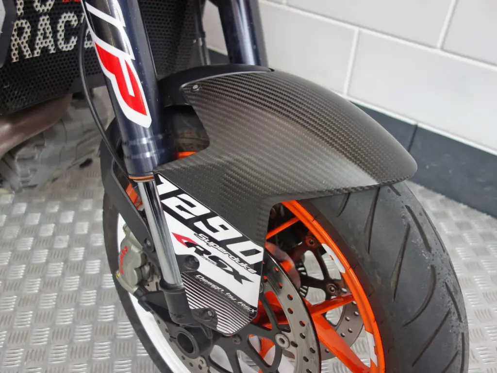 Gebruikte KTM 1290 naked bike met 1301cc motor uit 2014 bij NIWA Motoren