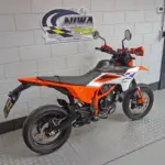 Gebruikte KTM 390 supermotard met 399cc motor uit 2025 bij NIWA Motoren