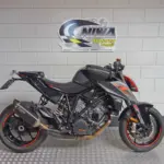 Gebruikte KTM 1290 naked bike met 1301cc motor uit 2017 bij NIWA Motoren