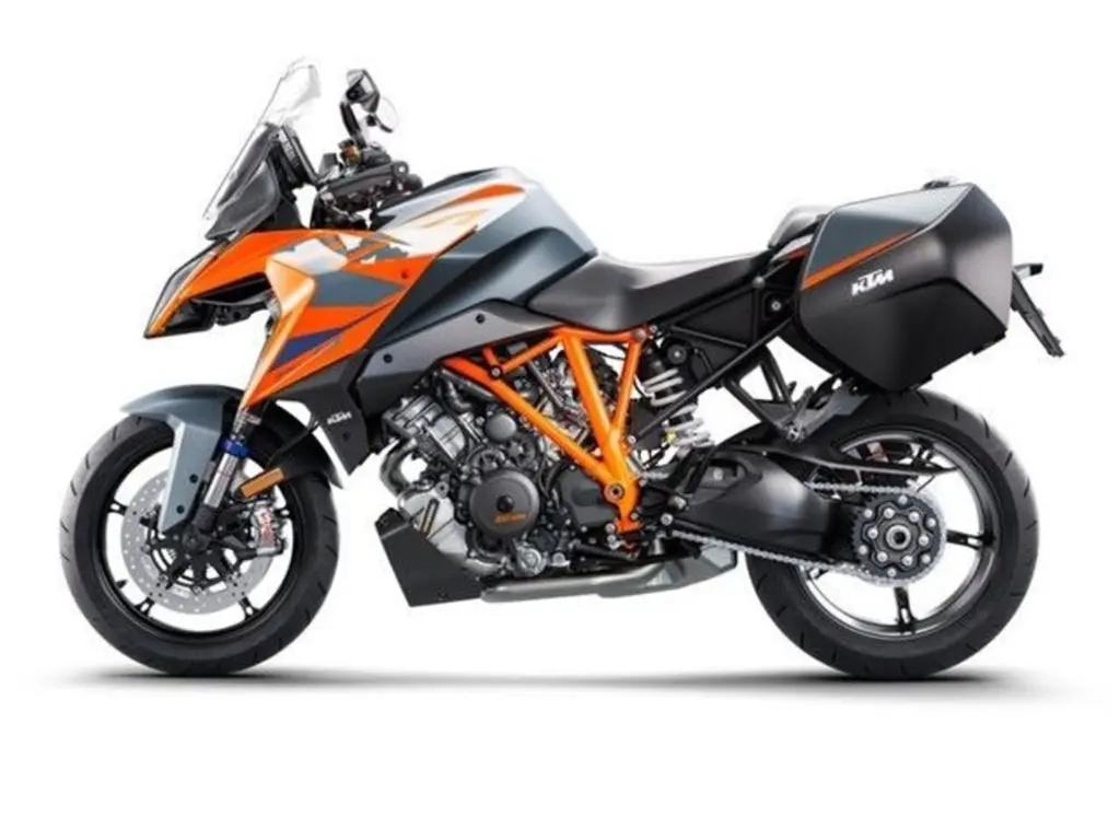 Nieuwe KTM 1290 tour met cc motor uit 2024 bij NIWA Motoren