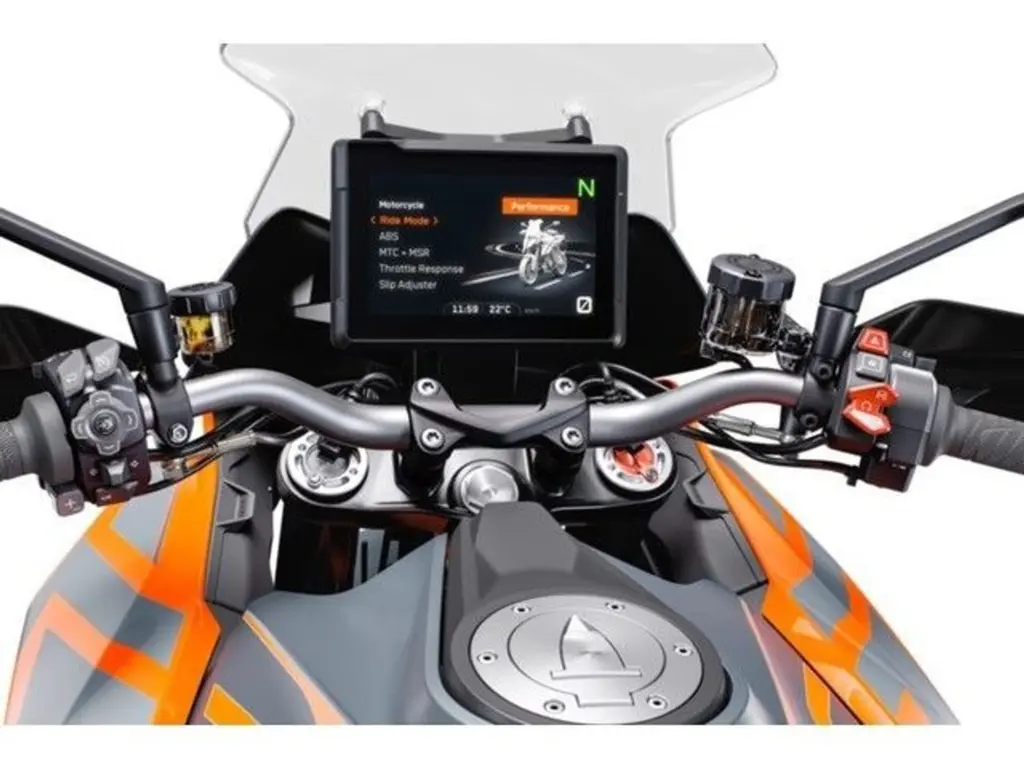 Nieuwe KTM 1290 tour met cc motor uit 2024 bij NIWA Motoren