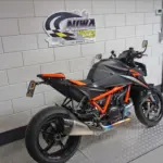 Gebruikte KTM 1390 naked bike met 1350cc motor uit 2026 bij NIWA Motoren
