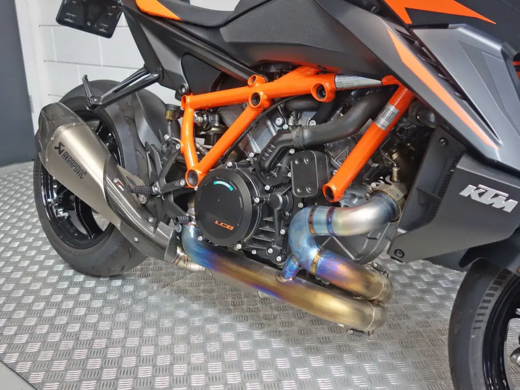Gebruikte KTM 1390 naked bike met 1350cc motor uit 2026 bij NIWA Motoren