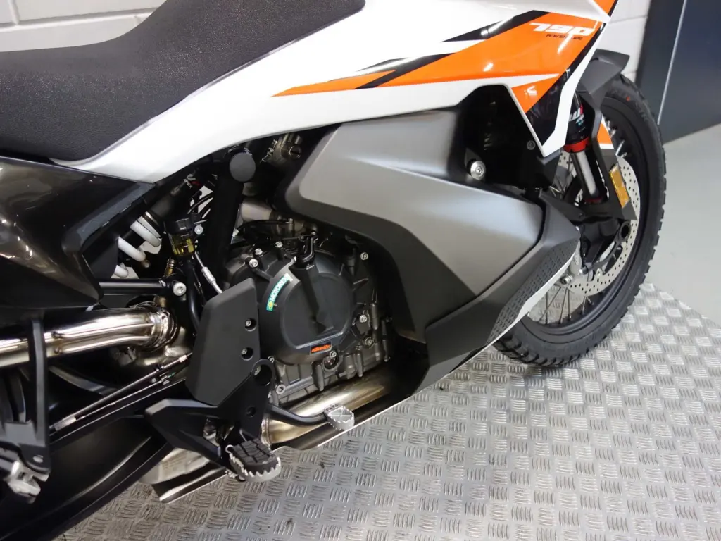 Nieuwe KTM 790 tour met 799cc motor uit 2026 bij NIWA Motoren