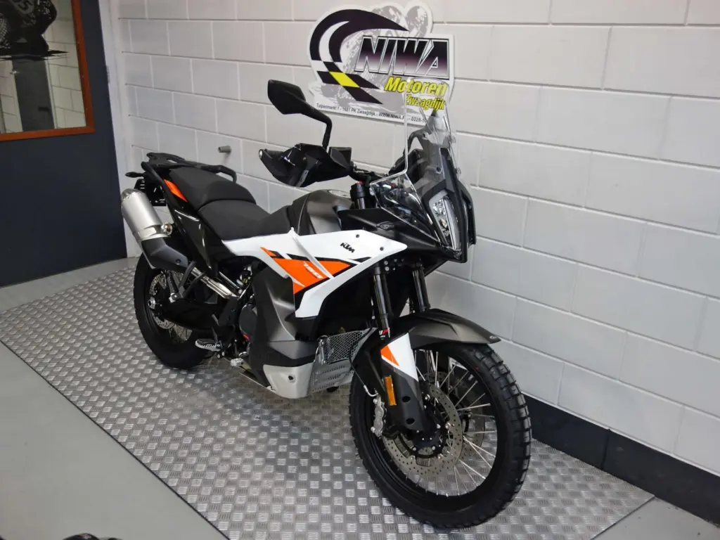 Nieuwe KTM 790 tour met 799cc motor uit 2026 bij NIWA Motoren