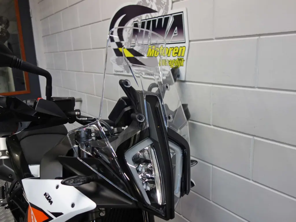 Nieuwe KTM 790 tour met 799cc motor uit 2026 bij NIWA Motoren