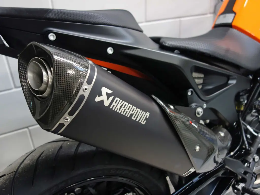 Nieuwe KTM 790 Duke naked bike met 799cc motor uit 2026 bij NIWA Motoren