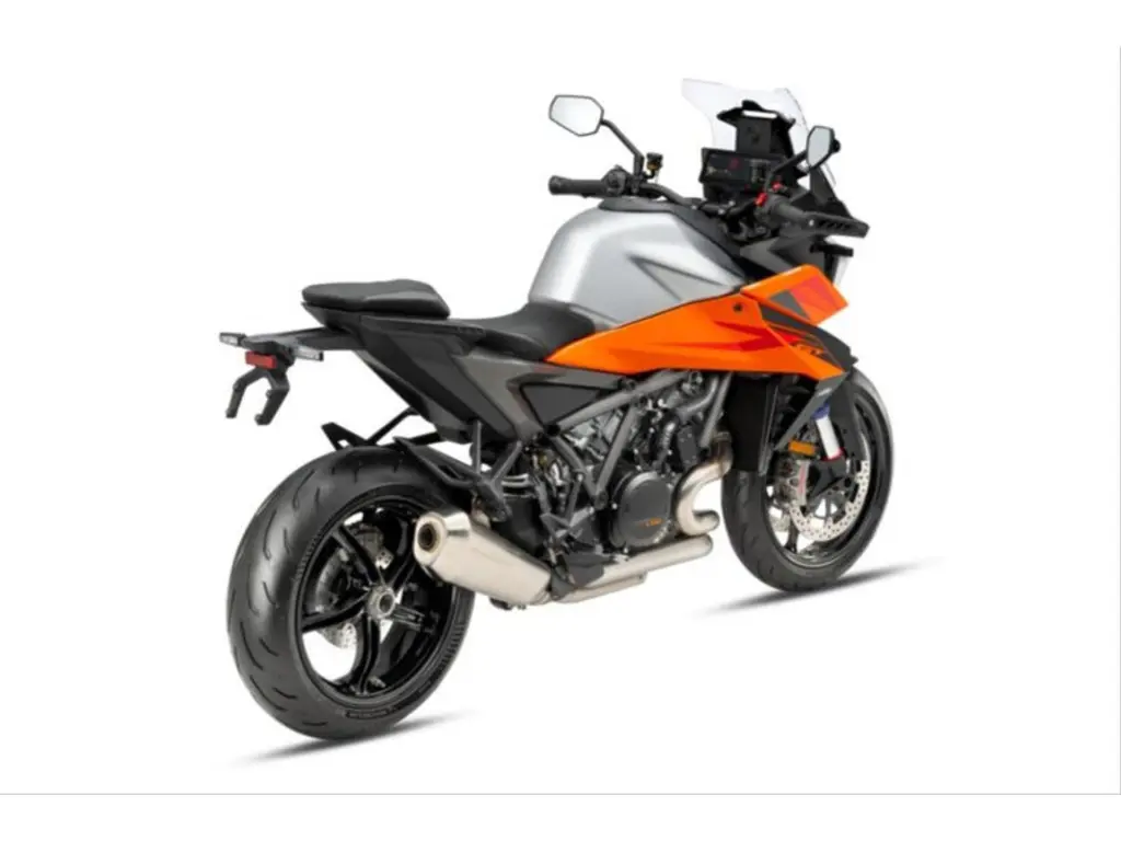 Nieuwe KTM 1390 tour met cc motor uit 2026 bij NIWA Motoren
