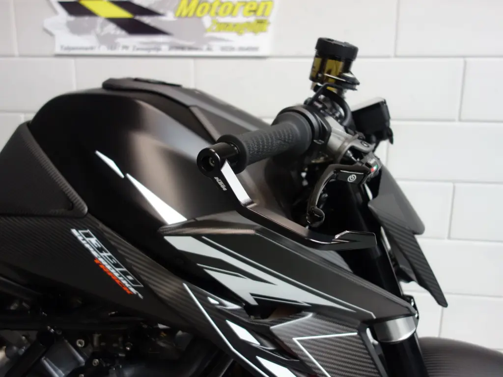 Nieuwe KTM 1390 naked bike met cc motor uit 2026 bij NIWA Motoren