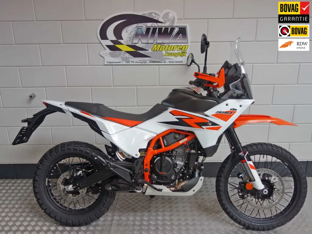 Nieuwe KTM 390 tour met cc motor uit 2026 bij NIWA Motoren