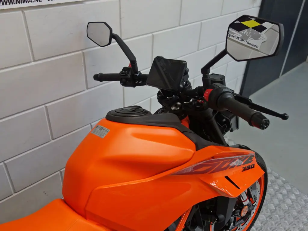 Nieuwe KTM 390 naked bike met cc motor uit 2026 bij NIWA Motoren
