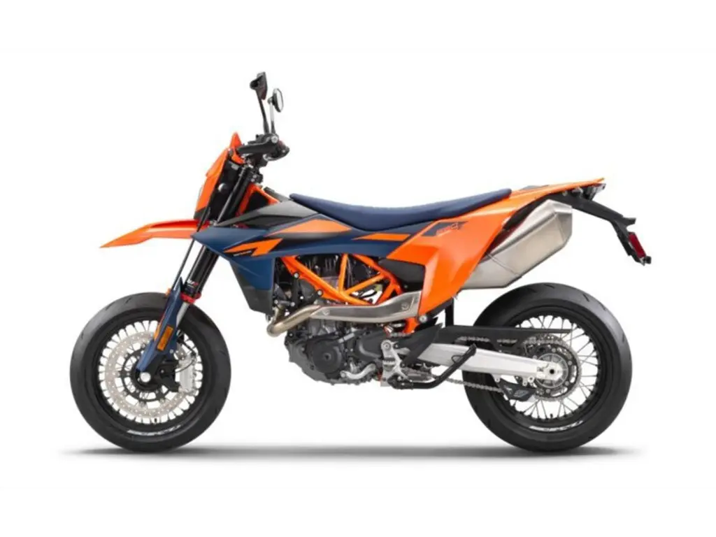 Nieuwe KTM 690 supermotard met cc motor uit 2026 bij NIWA Motoren