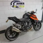 Gebruikte KTM 1290 naked bike met 1301cc motor uit 2019 bij NIWA Motoren