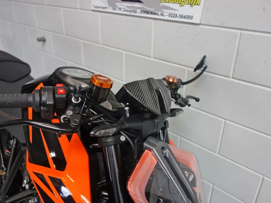 Gebruikte KTM 1290 naked bike met 1301cc motor uit 2019 bij NIWA Motoren
