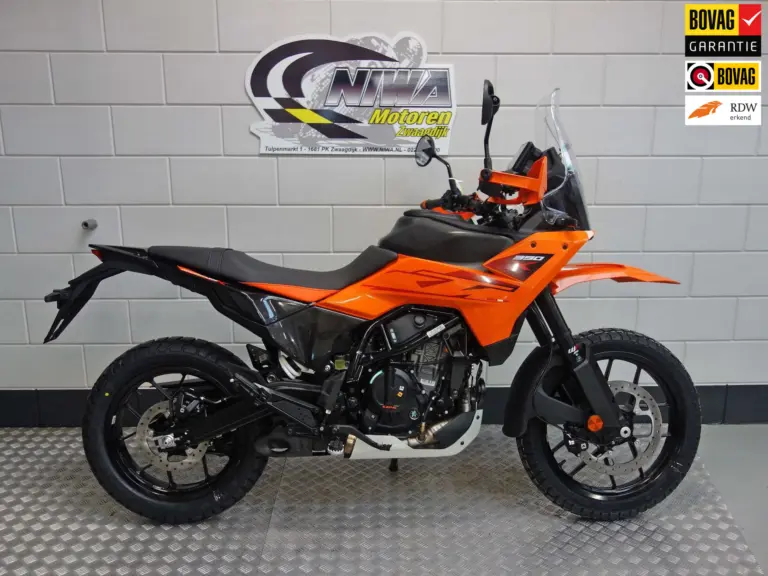 Nieuwe KTM 890 tour met cc motor uit 2026 bij NIWA Motoren