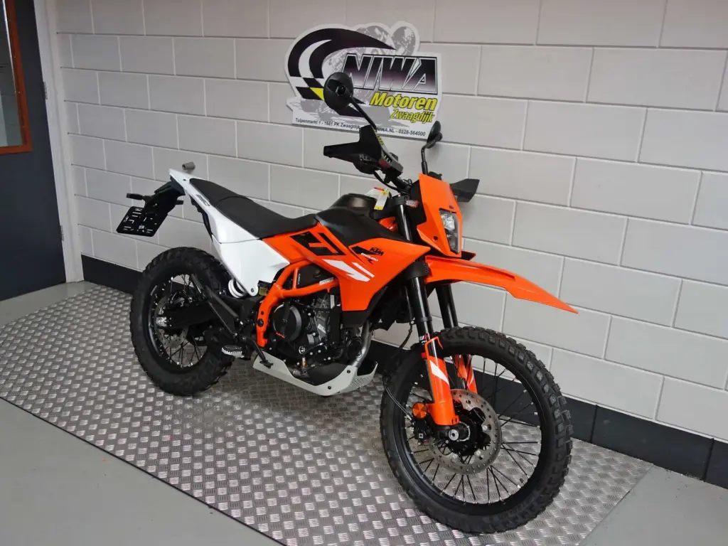 Nieuwe KTM 390 enduro met 390cc motor uit 2026 bij NIWA Motoren