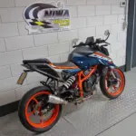 Gebruikte KTM 390 naked bike met 399cc motor uit 2024 bij NIWA Motoren