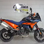 Nieuwe KTM 890 supermotard met 889cc motor uit 2026 bij NIWA Motoren