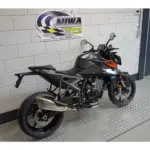 Gebruikte KTM 990 naked bike met 947cc motor uit 2025 bij NIWA Motoren
