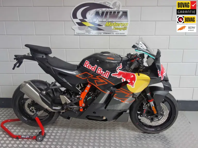 Nieuwe KTM 990 supersport met cc motor uit 2026 bij NIWA Motoren