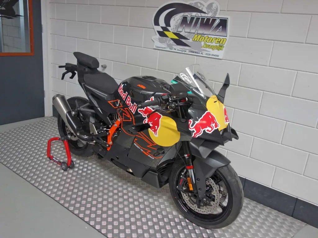Nieuwe KTM 990 supersport met 947cc motor uit 2026 bij NIWA Motoren